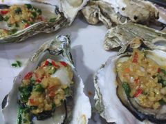 -大富蚝乌东哥饭店·石锅鱼杂·柠檬鸭(革新路店)
