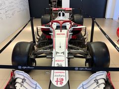 -上海保利玛莎拉蒂和阿尔法罗密欧(华翔路店)