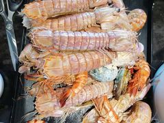 -川骄海鲜自助(王府井奥莱UP TOWN店原世界之花店)