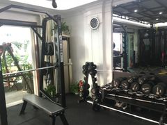 -简·无界健身工作室·运动康复·体态(石厦店)