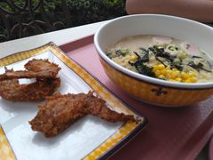 鸡翼猪骨汤拉面-皇室宴会厅