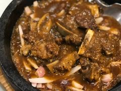 铁板纽西兰牛仔骨-勝記酒家·37年老字号·经典粤菜(荔枝公园店)