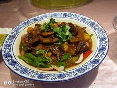 -燕坤食府