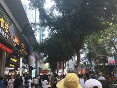 -八一好吃街·高品美食广场