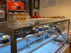 面包甜点陈列柜-丁香西饼屋(桂林路店)