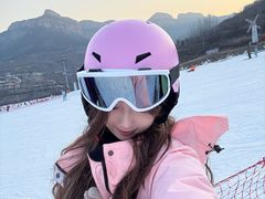 -济南卧虎山滑雪场