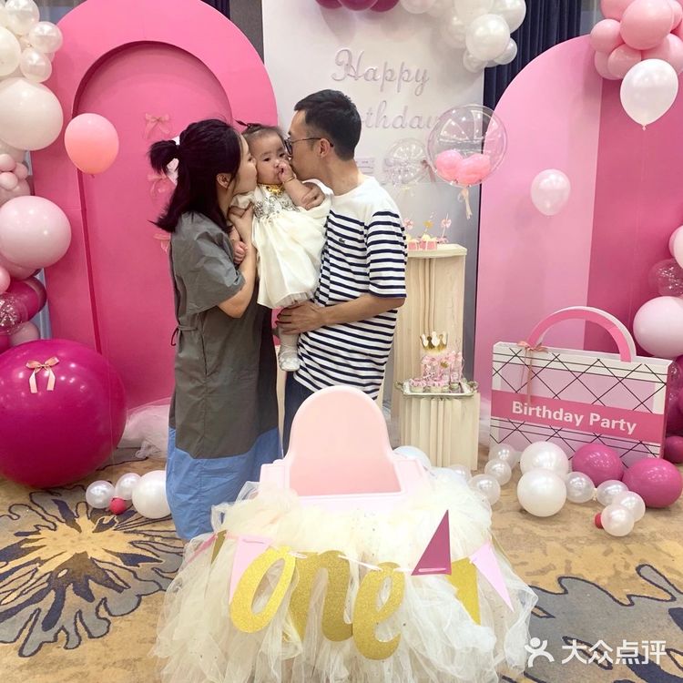 我想把全部的爱都给她 我的小可爱