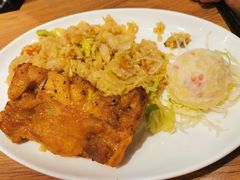 海鲜炒饭配香蒜烤鸡-玛格萝妮(汇智国际商业中心店)