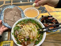 -东方宫·中国兰州牛肉拉面清真(三里屯店)