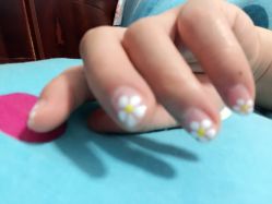 -朵琳·美甲美睫纹绣