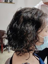 -心迪染发专门店