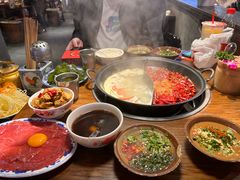 -萍姐火锅·公路夜市(武汉首店)