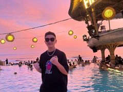 -FINNS Beach Club