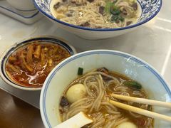 -邱芳粉店(迎宾大道旗舰店)