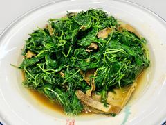 蚌肉金花菜-蟹天蟹地农家菜·阳澄湖大闸蟹(浅水湾店)