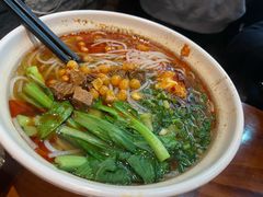 张飞牛肉粉-爆炸头阿姨小四川正宗川味小吃(无任何分店)