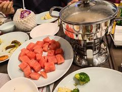 -飨食汇全日制餐厅·昆山皇冠假日酒店(九方店)