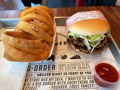 二重奏汉堡-FATBURGER 特富客汉堡(外交公寓店)