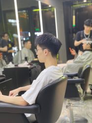 -不迫先生专业男士剪发