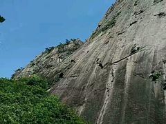 -鄣山大峡谷