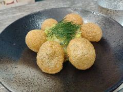 海胆甜虾佐牛油果芥末脆塔球-SHADOWS•Bistro&Eatery(安福路店)