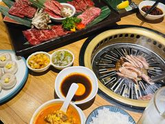 -炼火烤肉店