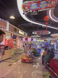 -开心巴士(世纪东方商业广场店)