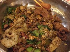 -拿渡麻辣香锅(世茂广场·工三店)