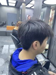 -米可造型烫发染发