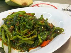 -明记烧鱼美味店