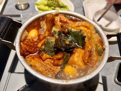 -威记烧嘢·南宁烧烤·超级生牛(绿地店)
