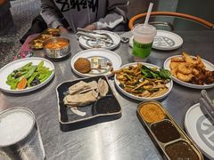 -猛古里烤肉自助(荟聚中心店)