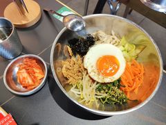 -许哥东北烧烤·铁丳烤串·宫后夹肉(繁花中心店)