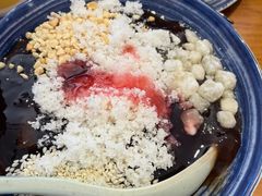 -包整·丝娃娃(一览甲秀楼风景店)