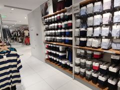 -优衣库(北京万柳华联购物中心店)