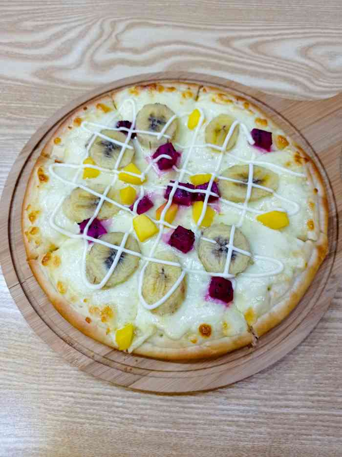 美客熊披萨(欧乐坊店)-"水果披萨好吃,软软的面皮,厚厚的芝士,还.