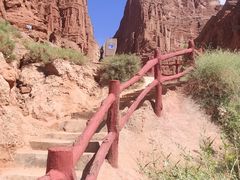 -天山神秘大峡谷