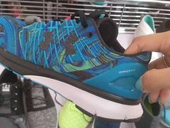 -UNDER ARMOUR(新燕莎奥莱店)