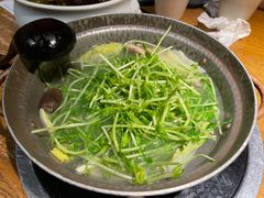黑猪灼泉水时蔬-吃饭皇帝大土家民族菜(正大广场店)