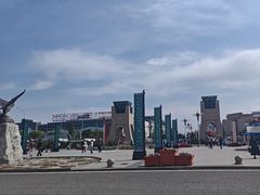 -霍尔果斯国门景区