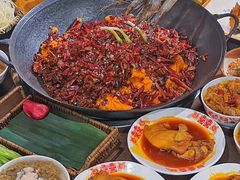 -萍姐火锅·公路夜市(武汉首店)