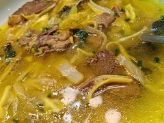-三江源美食城