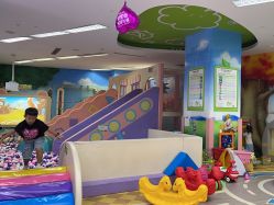 -孩子王(昆山招商花园城店)