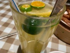 -新大咀港式茶餐厅(宝山万达店)