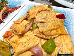-鹤之乡·齐齐哈尔东北炭火烤肉(昆明盈江路店)
