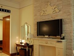 电视机-深圳东部华侨城茵特拉根酒店