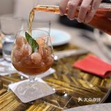 大堂酒廊第一次吃午餐工作的记录