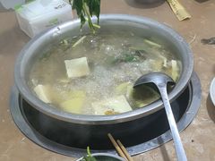 -黑竹沟新场牛肉火锅