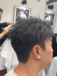 -侨治发型