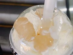 -喜茶(北京华贸购物中心店)